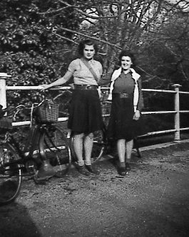 19430000c GUCC CHRISTIAN VLASTO (m. Abbas) - Unidentified.jpg
